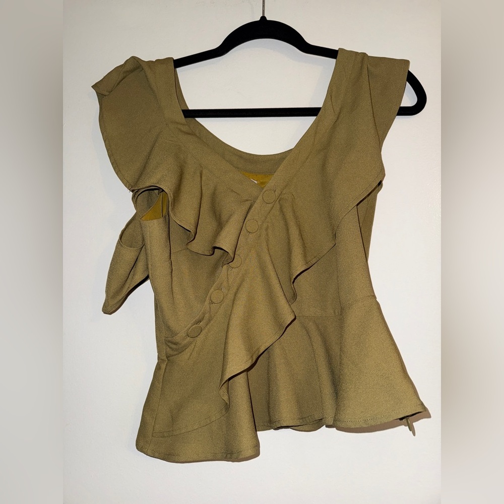 LOVERS + FRIENDS Shiloh Top in Army Green SIZE: SMALL - Picture 2 of 10